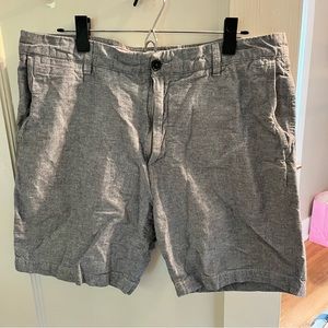 H&M Mens Heathered Gray Shorts